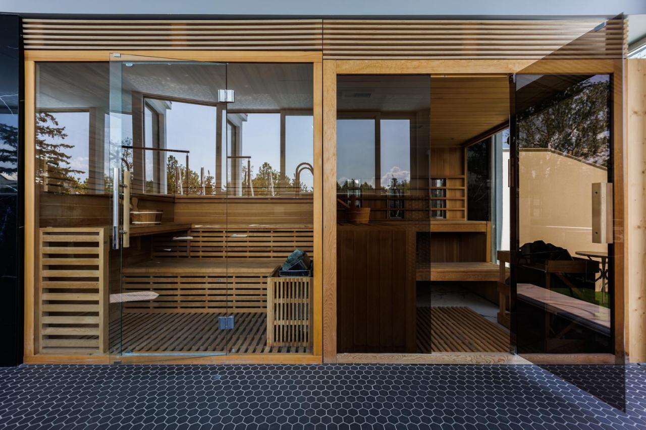 Villa Bauhaus Gold Шіофок Екстер'єр фото